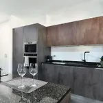 Apartment In Centro - By Myhomeincomo