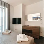 In Centro - By Myhomeincomo Como