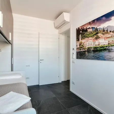 Apartamento In Centro - By Myhomeincomo *