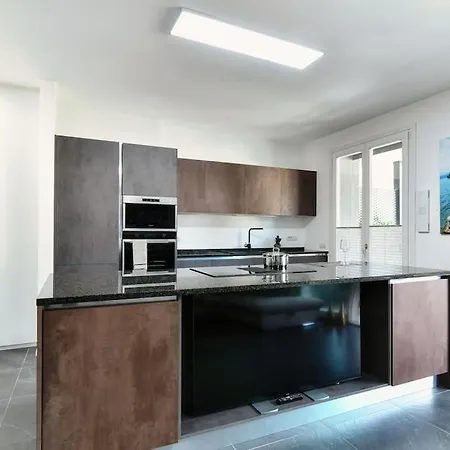 In Centro - By Myhomeincomo Apartamento Como