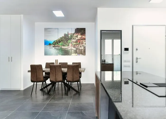 In Centro - By Myhomeincomo