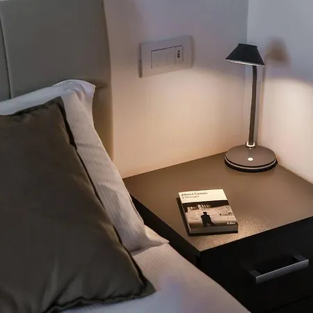 In Centro - By Myhomeincomo Como