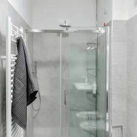 In Centro - By Myhomeincomo * Como